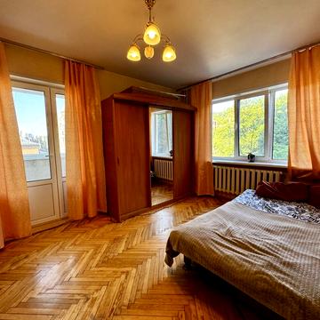 Мокра вул. (Кудряшова), 7