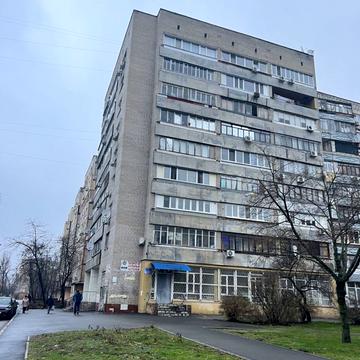 Героїв просп., 23