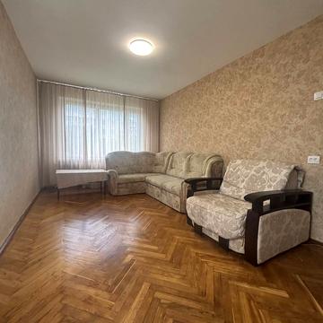 Зодчих вул., 56