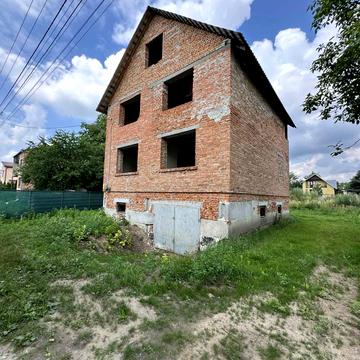 Івасюка вул., 85