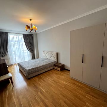 Антоновича вул. (Горького), 72
