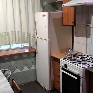 Ігоря Дорошенка вул. (Ціолковського), 4