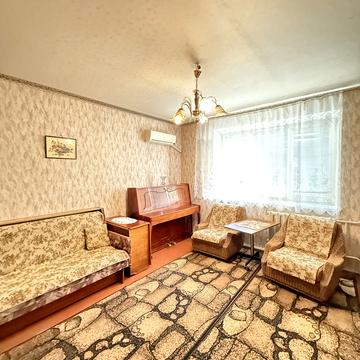 Зіньківська вул., 10