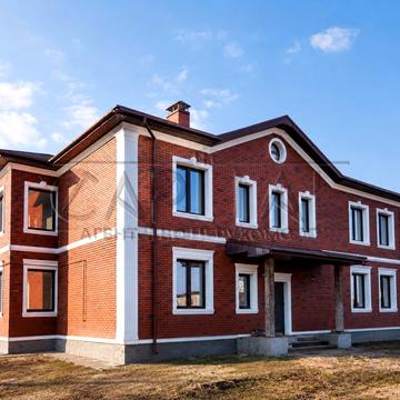 Яблунева, 8