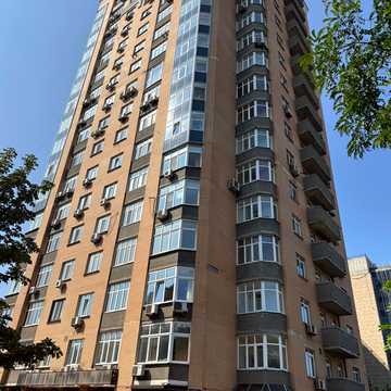 Василя Тютюнника вул. (Анрі Барбюса), 16