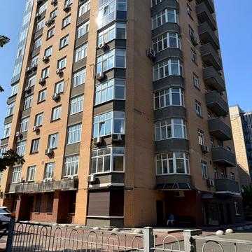 Василя Тютюнника вул. (Анрі Барбюса), 16