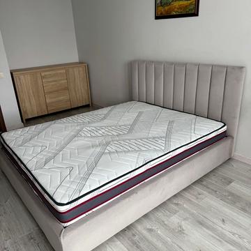 Дніпровська набережна вул., 18-А