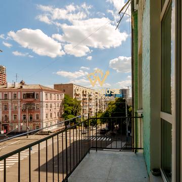 Саксаганського вул., 42