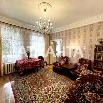 Тараса Кузьміна вул., 36