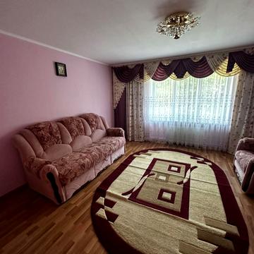 Євгена Коновальця вул., 130