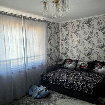 Лариси Руденко вул., 10-В