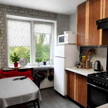 Академіка Глушкова просп., 22