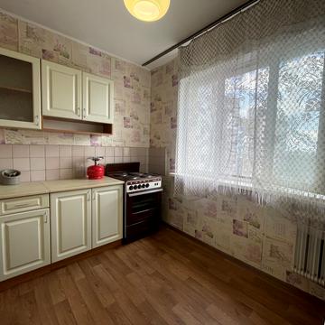 Академіка Глушкова просп., 51