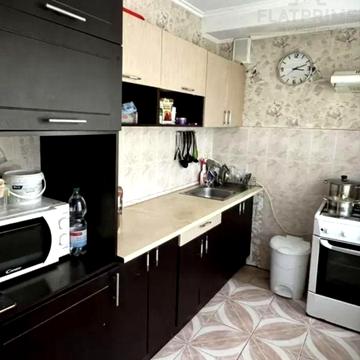 Ірини Бекешкіної вул. (Генерала Карбишева), 8