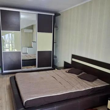 Степана Бандери вул., 37