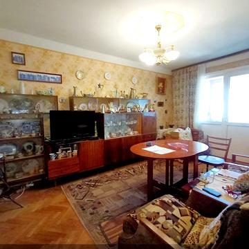 Ореста Левицького вул. (Академіка Курчатова), 3-А