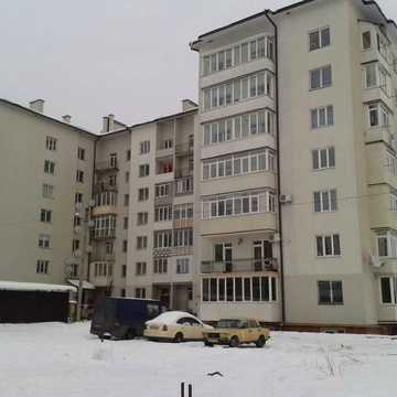Дорошенка вул., 7