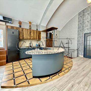 Володимира Івасюка просп. (Героїв Сталінграду), 6