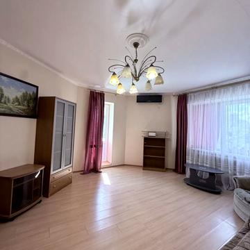 Довженка вул., 6а