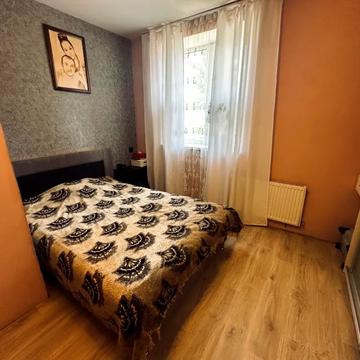 Київська вул., 32