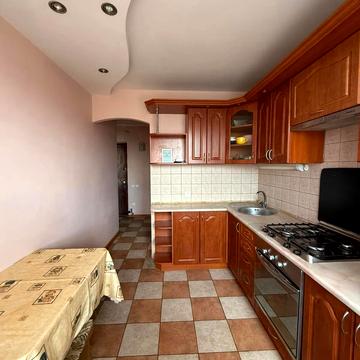 Стрийська вул., 57
