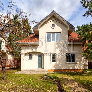 Київська вул.