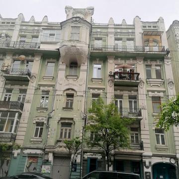 Велика Житомирська вул., 10