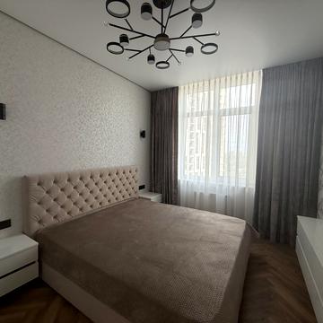 Краснова вул., 1-Б