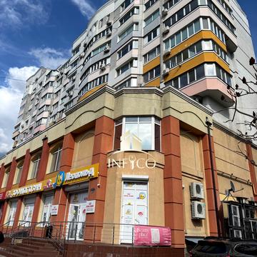 Михайла Грушевського вул. (Котовського), 73