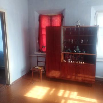 Вереснева пл., 7