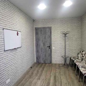 Льва Ландау просп. (50-річчя СРСР), 52-Л