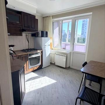 Леся Курбаса просп., 5-Б
