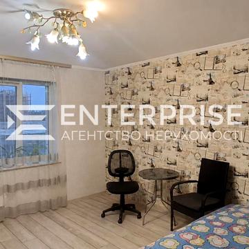 Мирослава Поповича вул. (Семашка), 15