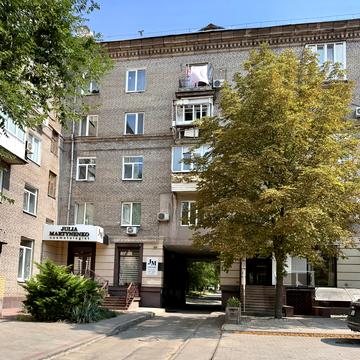 Незалежної України вул. (40 років Радянської України), 51