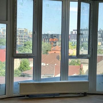 Львівська вул., 15б