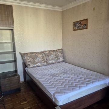 Русанівська набережна вул., 20