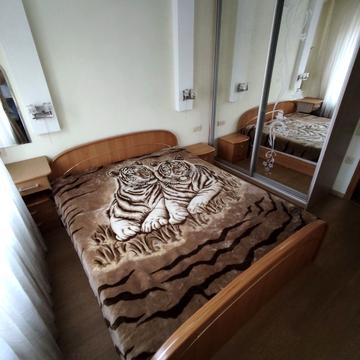 Героїв просп., 37