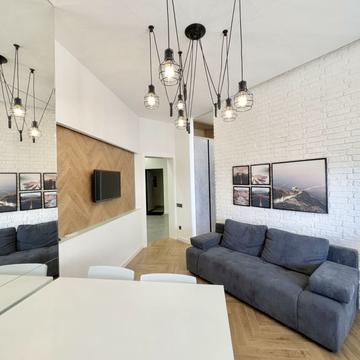 Аркадійське плато вул. (Гагаринське плато), 9