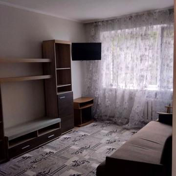 Зарічанська вул., 16