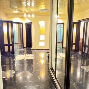 Золотоустівська вул., 50