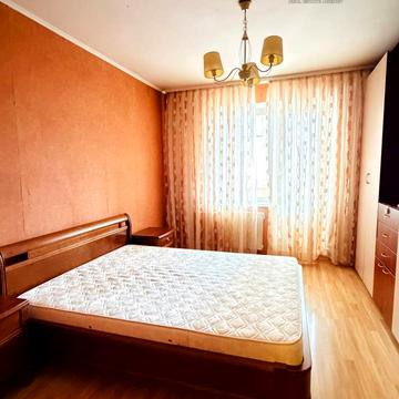 Героїв Дніпра вул., 7