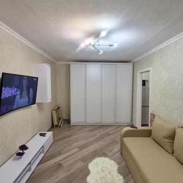 Петра Ніщинського вул., 12 к1