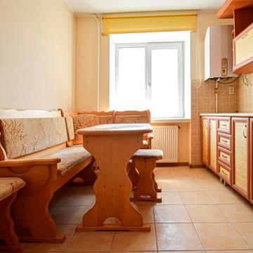 Будного вул., 32