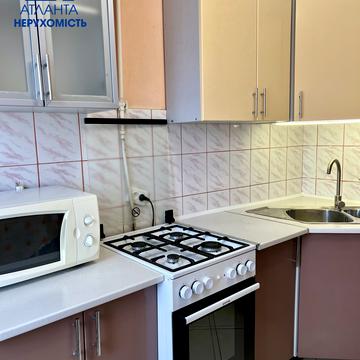 Відродження просп., 53а