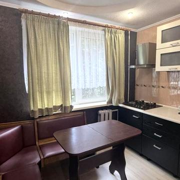 Науки просп. (Леніна), 68а