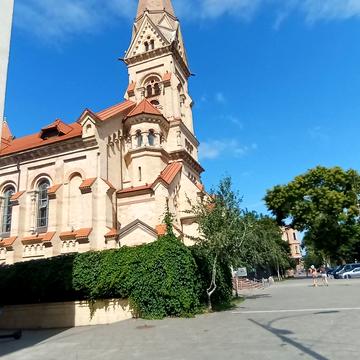 Новосельського вул., 70