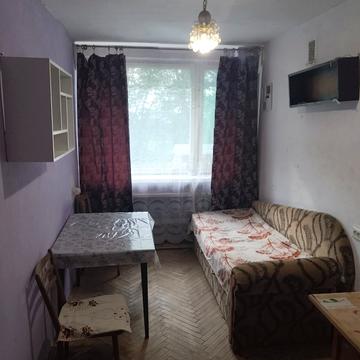 Кримська вул., 28