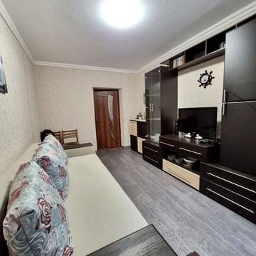 Тополина вул., 41
