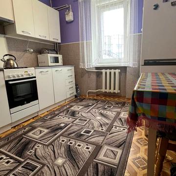 Самбірська вул., 100