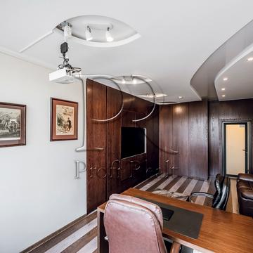Велика Васильківська вул. (Червоноармійська), 72